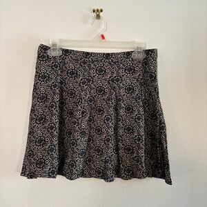 Forever 21 Geometric Mini Skirt